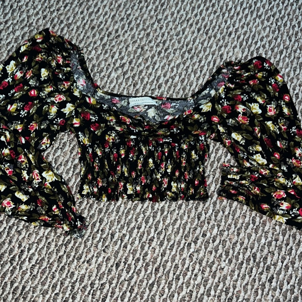 Urban Outfitters Crop long sleeve